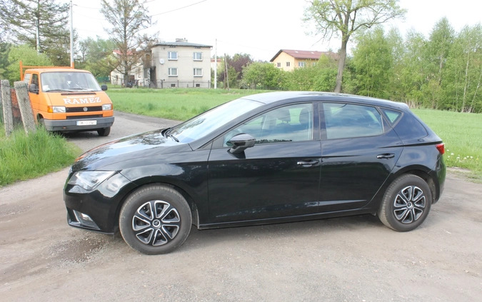 Seat Leon cena 32990 przebieg: 93500, rok produkcji 2013 z Orzesze małe 137